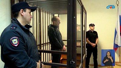 В Челябинске мужчину, напавшего на жену с мачете, отдали под суд