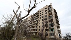 Челябинские пограничники привезли гуманитарный груз в больницу Макеевки