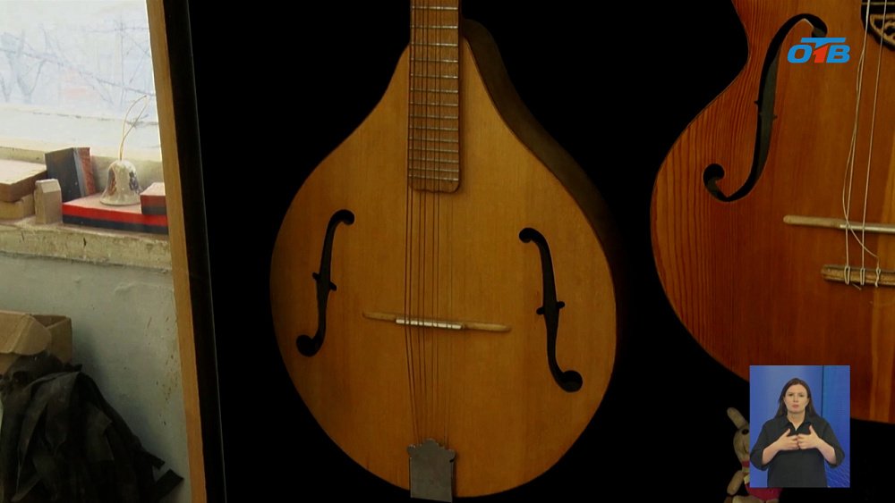 В Златоусте трудится гитарный мастер