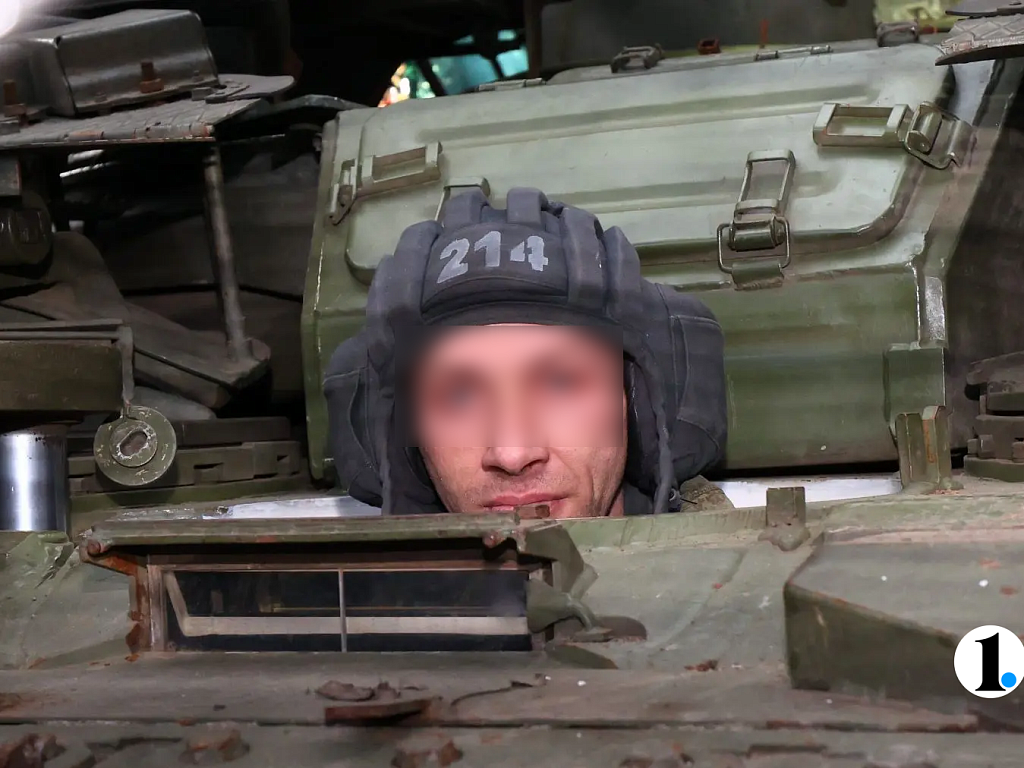 Журналиста из Челябинска познакомили с «Терминатором» в зоне СВО