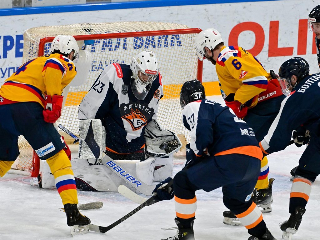 Хоккеисты «Магнитки» отложили выход в следующий раунд плей-офф ВХЛ