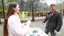 Алексей Текслер принял участие в субботнике в челябинском Экопарке