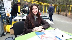 Алексей Текслер принял участие в субботнике в челябинском Экопарке