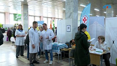 В Челябинске прошла ярмарка вакансий для студентов-медиков