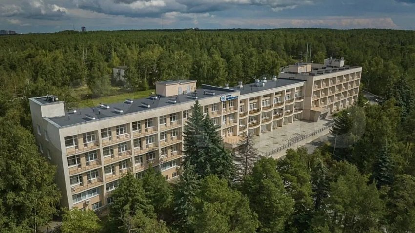 В Челябинске здание бывшего профилактория «Изумруд» продают за 450 млн