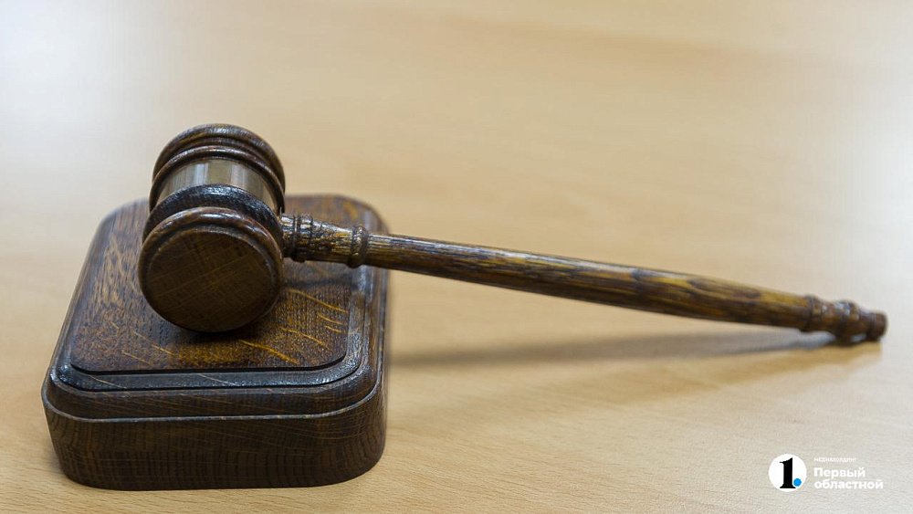 Администрация Копейска выплатит 3 млн родным погибшей при падении дерева женщины