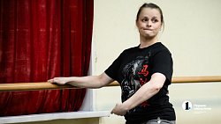 Зрителей Челябинского театра оперы и балета научили гранд плие и батман фраппе