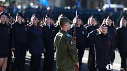 В центре Челябинска прошла репетиция построения войск к параду Победы