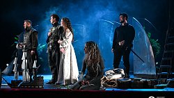 Челябинский Камерный театр вне родных стен поставил утопию Шекспира