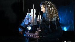 Челябинский Камерный театр вне родных стен поставил утопию Шекспира