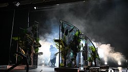 Челябинский Камерный театр вне родных стен поставил утопию Шекспира