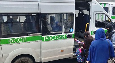 Из Челябинской области выдворили самую большую с начала года группу нелегалов