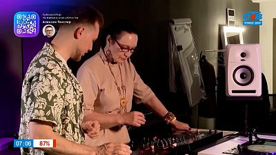 История будущего диск-жокея в сюжете «Диджеинг 60+»