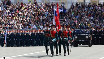 Трансляция торжественного построения войск Челябинского гарнизона