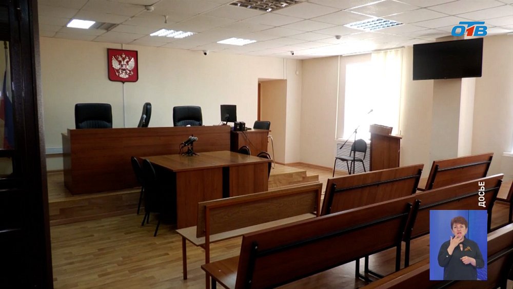 В Челябинске судят подростков, насмерть забивших мужчину