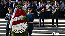 Челябинцы возложили цветы к мемориалу «Вечный огонь» на Аллее Славы