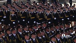В Челябинске торжественное построение войск завершилось массовым исполнением «Дня Победы»