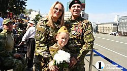 Челябинцы вышли на празднование Дня Победы с портретами ветеранов