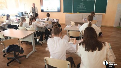 Алексей Текслер показал результат обновления школы в Пласте