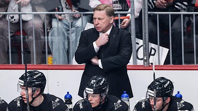 Евгений Корешков покинул пост главного тренера челябинского «Трактора»