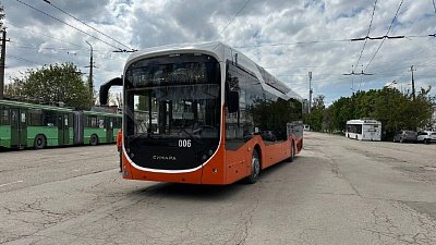 Троллейбус «Синара» челябинского производства вышел на испытания в Симферополе