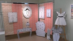 В Снежинске работает выставка бумажных кукол