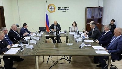 Артем Жога провел заседание совета по экологии в Верхней Пышме