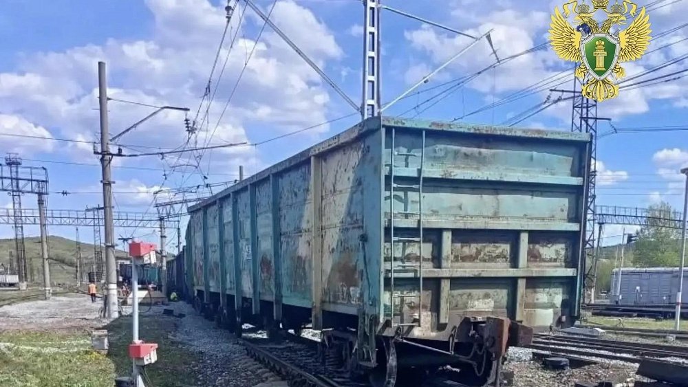 Под Златоустом с рельсов сошли порожние вагоны