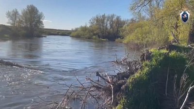 На Южном Урале мужчина убил из ревности знакомую, обмотал цепью и сбросил в реку