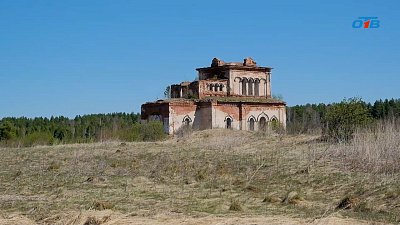 Южноуральские джиперы прошли по заброшенным храмам и святилищу Аллаки