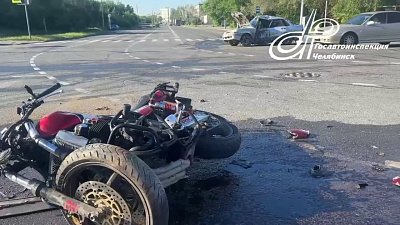 Мотоциклист погиб при столкновении с ВАЗом в Челябинске