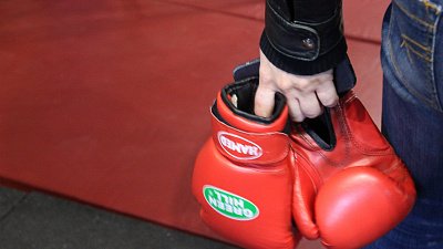 Челябинский боксер Мурат Гассиев проведет бой против Карлузы Уэлча в Белграде