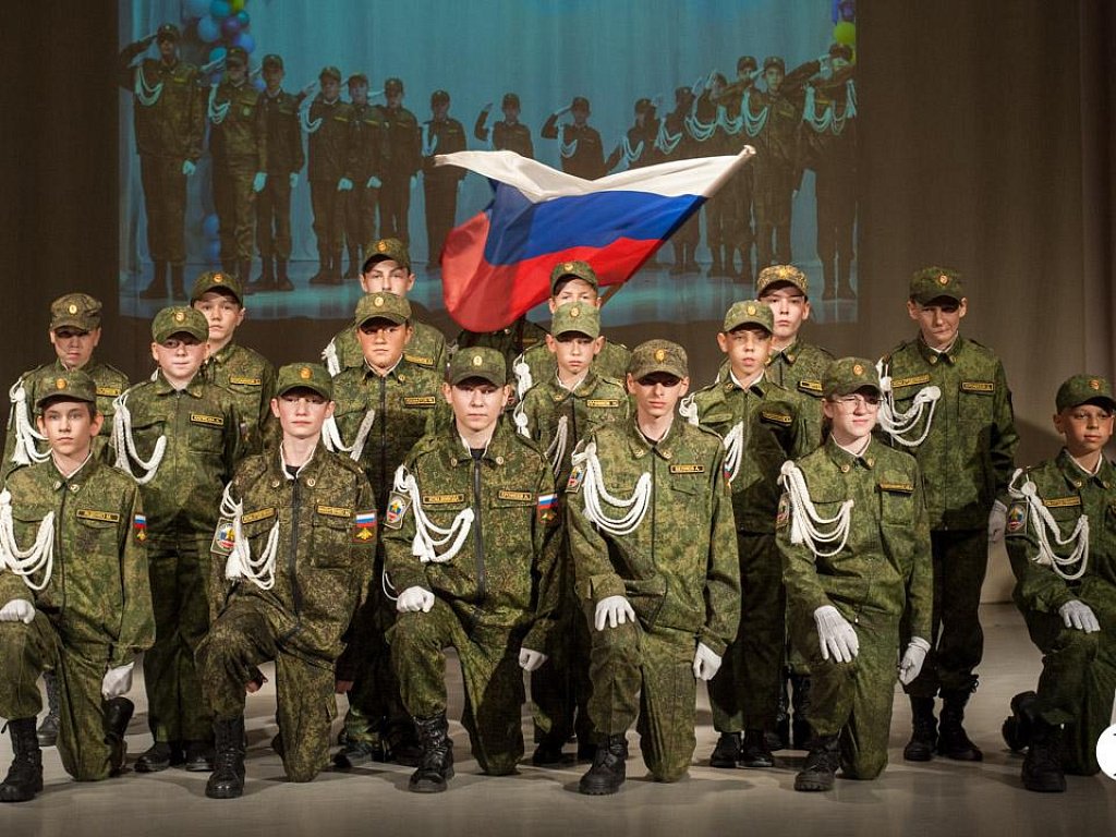 Кадеты патриотического клуба успешно сдали экзамен на зрелость в Копейске