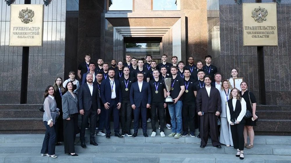 Алексей Текслер поздравил «ЧБК» с историческим чемпионством в Суперлиге