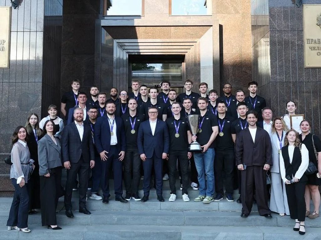 Алексей Текслер поздравил «ЧБК» с историческим чемпионством в Суперлиге