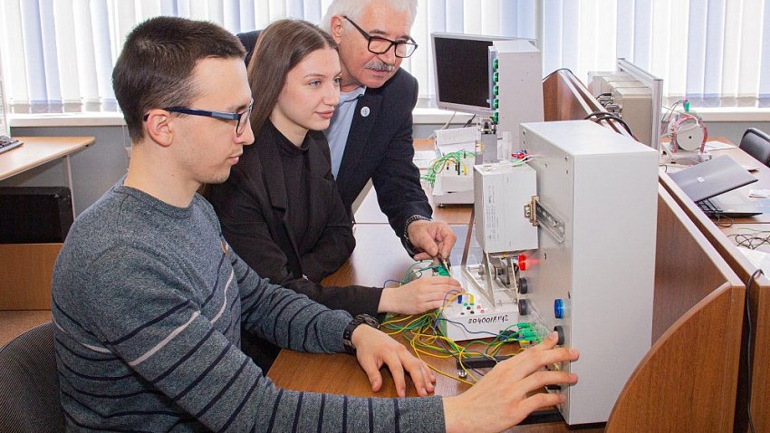 Ученые ЮУрГУ создали установку для быстрой отбраковки деталей