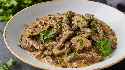 При этих болезнях лучше не отказываться от мяса в рационе