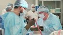 Впервые в Челябинской области сложнейшую операцию на колене провел робот-хирург