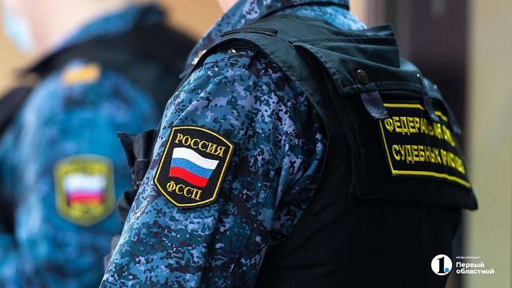 Почти миллион рублей алиментов задолжал известный повар из Магнитогорска