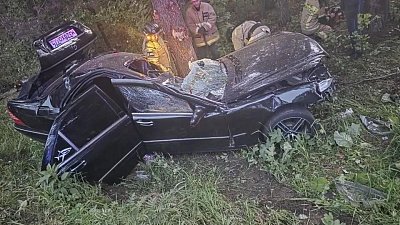 В Златоусте 18-летняя автомобилистка погибла, врезавшись в дерево