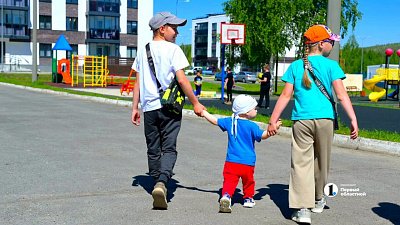 Алексей Текслер пожелал детям осуществить свои самые смелые мечты