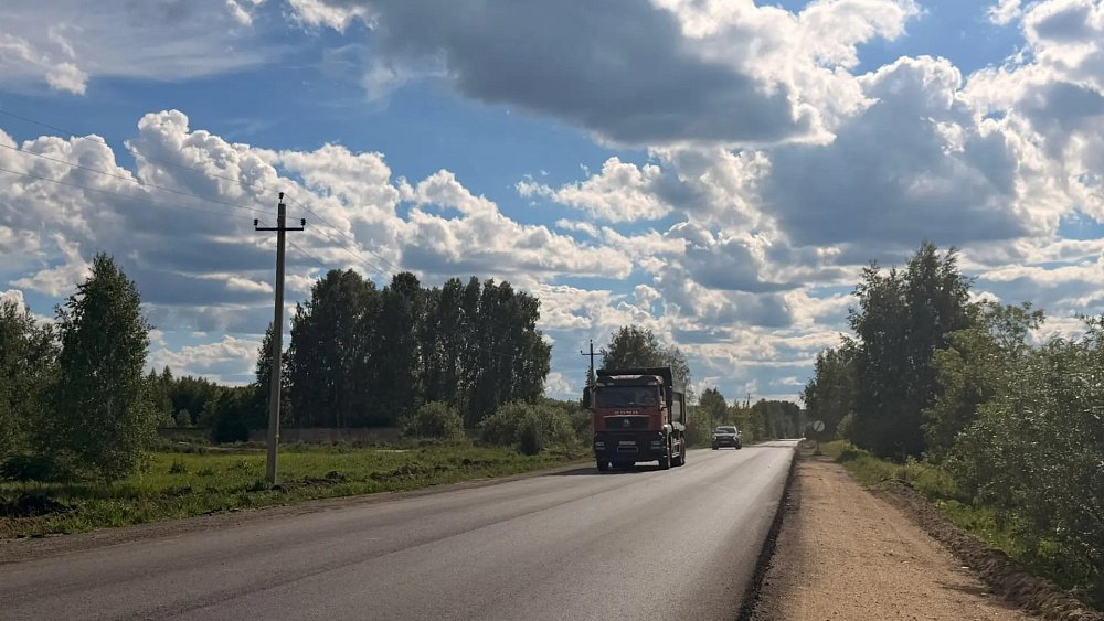 Дорогу Челябинск — Тимирязевский ремонтируют с опережением графика