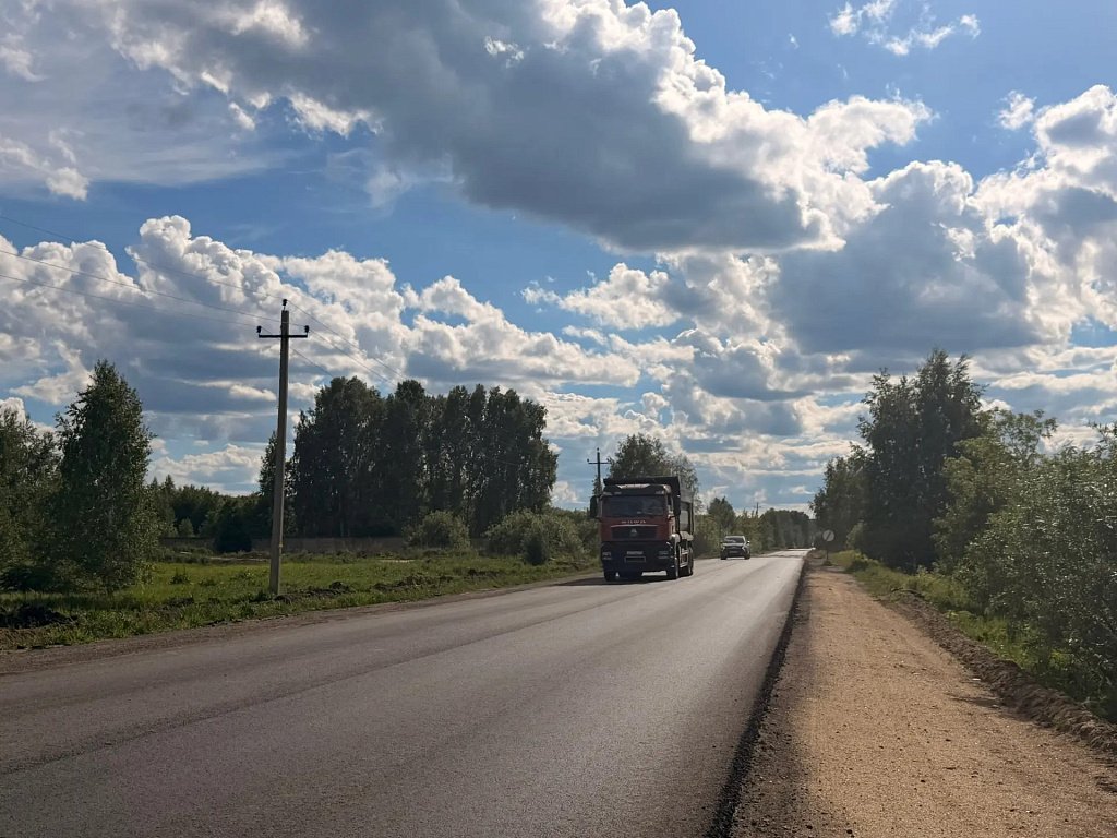 Дорогу Челябинск — Тимирязевский ремонтируют с опережением графика