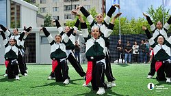 В Челябинске спортивный сезон открыли 42 детские футбольные команды