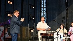 Олег Митяев стал амбассадором культурной столицы на сцене Ильменского фестиваля