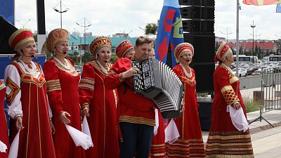 Магнитогорск первым открыл фестиваль «Челябинская область — Большая семья»