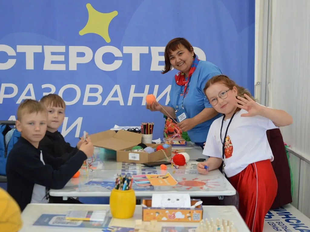 Жители Агаповки посетили фестиваль «Челябинская область — большая семья»
