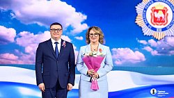 В День России в Челябинске выступил артист Дмитрий Харатьян