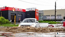 На Челябинск 15 июня снова обрушился ливень