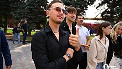 Челябинский вокзал превратился в театр под открытым небом